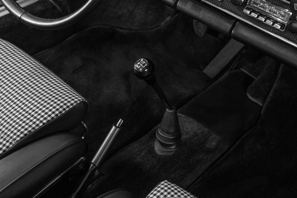 Porsche 911 S (F-Modell)