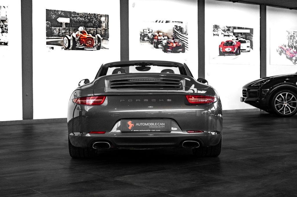 Porsche 991 Carrera