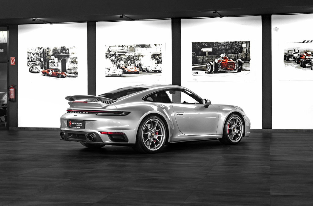 Porsche 992 Turbo
