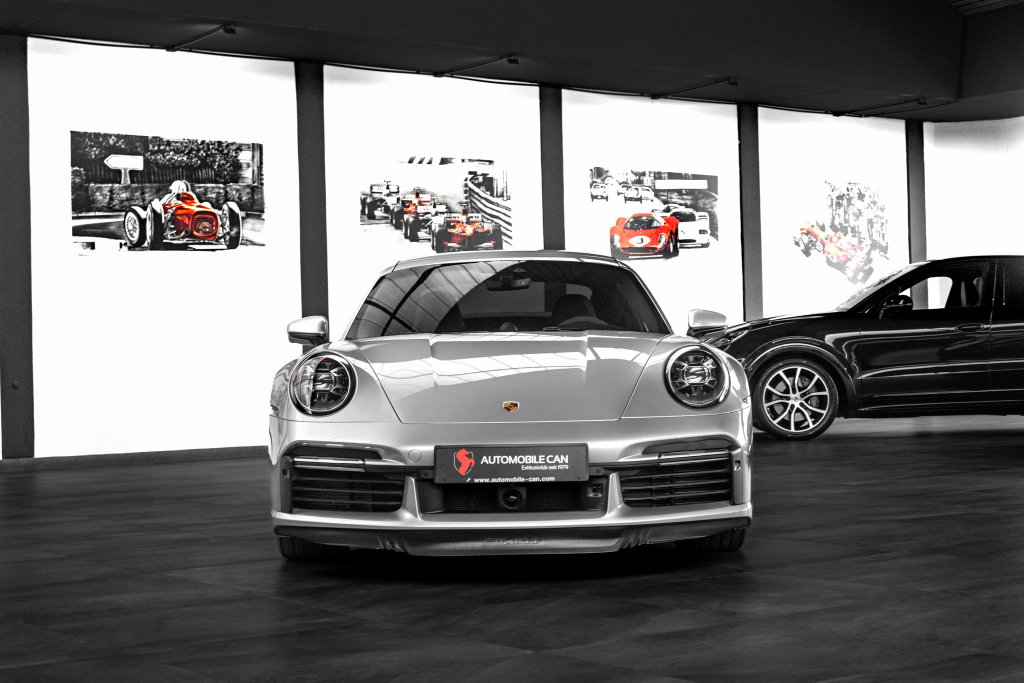 Porsche 992 Turbo