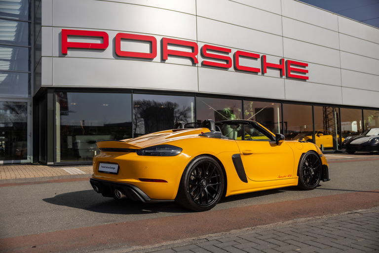 Porsche 718 Spyder RS