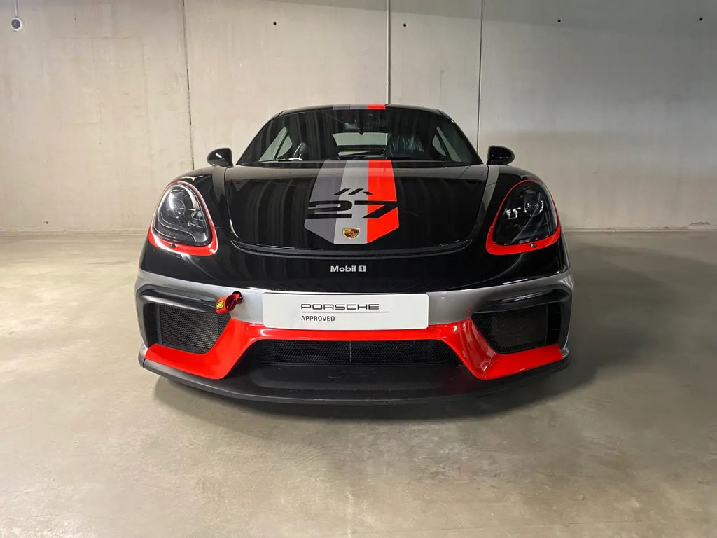 Porsche 718 Cayman GT4