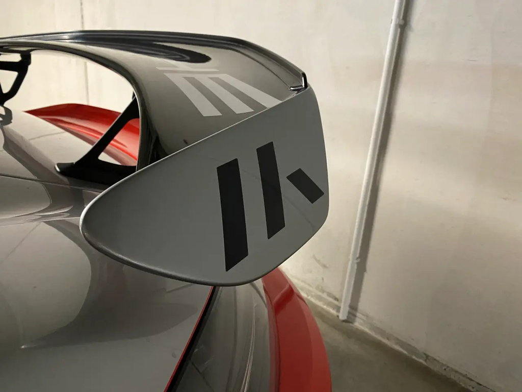 Porsche 718 Cayman GT4