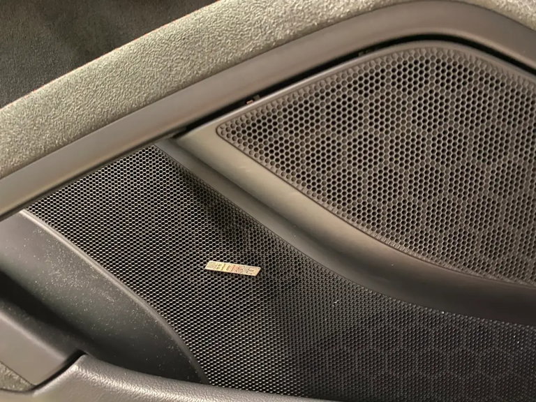 Porsche 718 Cayman GT4