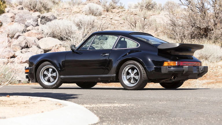 Porsche 911 Turbo 3.3 (US)