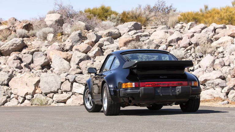 Porsche 911 Turbo 3.3 (US)