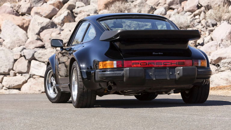 Porsche 911 Turbo 3.3 (US)