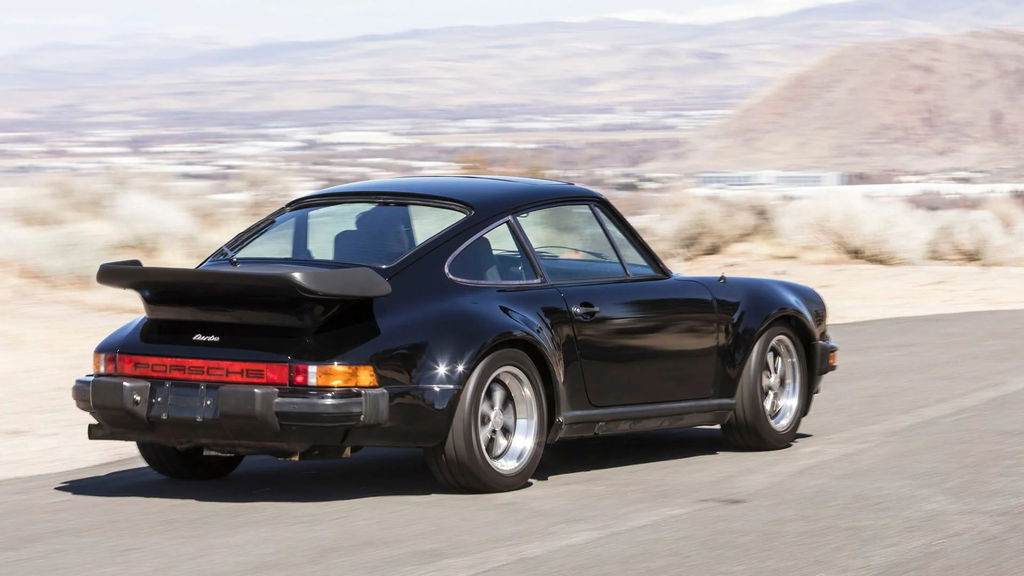 Porsche 911 Turbo 3.3 (US)