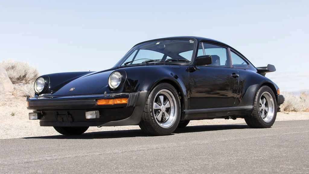 Porsche 911 Turbo 3.3 (US)