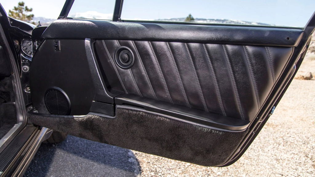 Porsche 911 Turbo 3.3 (US)