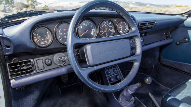 Porsche 911 Carrera 3.2 Speedster (US)