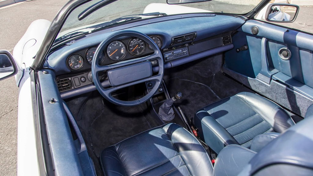 Porsche 911 Carrera 3.2 Speedster (US)