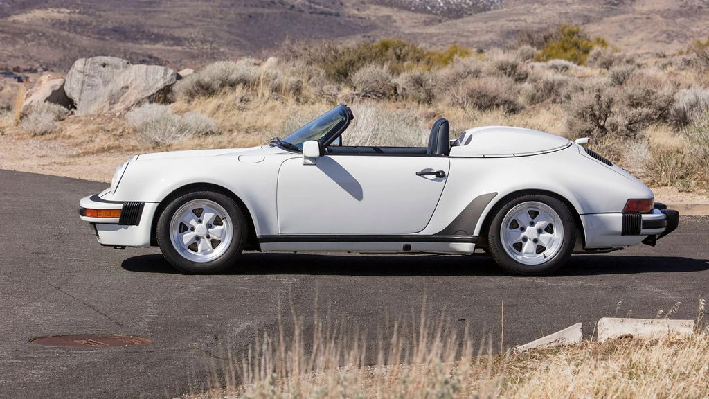 Porsche 911 Carrera 3.2 Speedster (US)