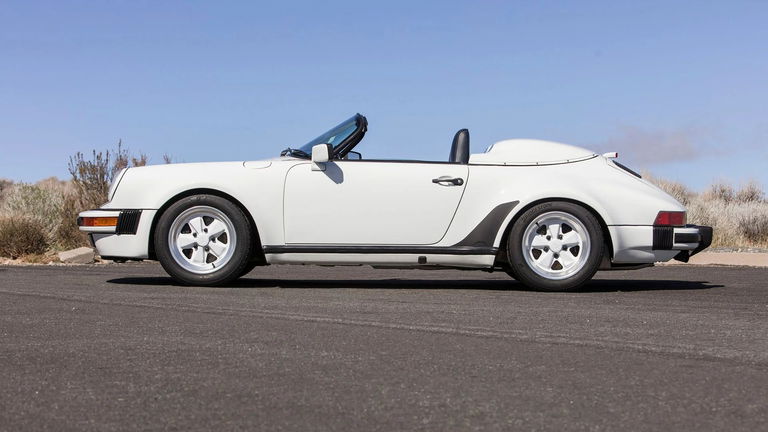 Porsche 911 Carrera 3.2 Speedster (US)