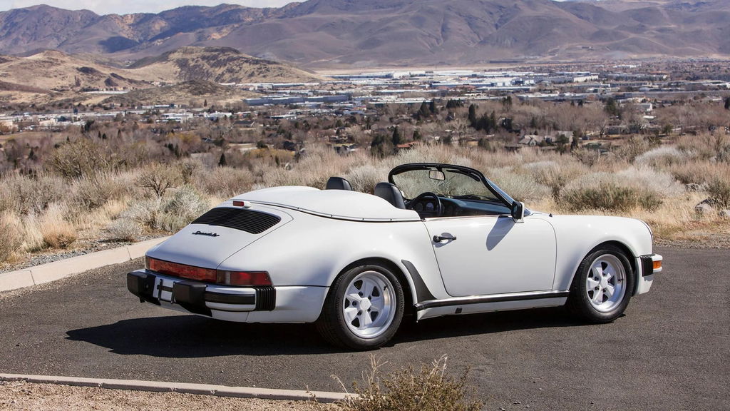 Porsche 911 Carrera 3.2 Speedster (US)