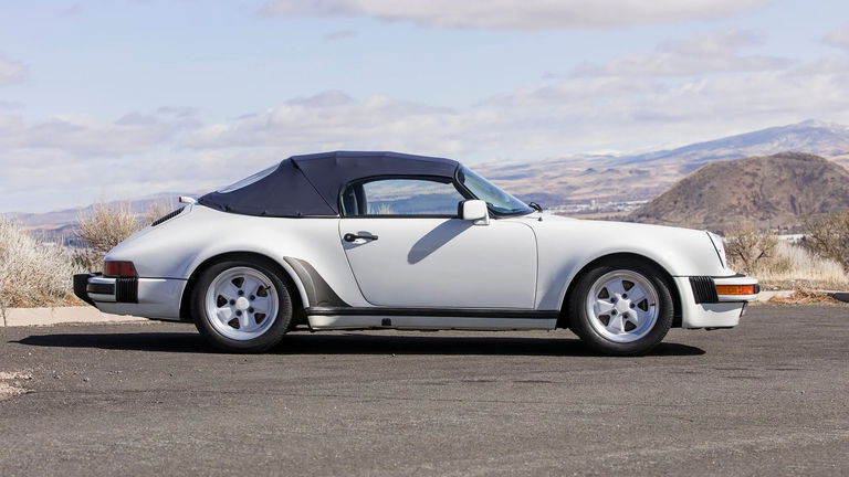 Porsche 911 Carrera 3.2 Speedster (US)