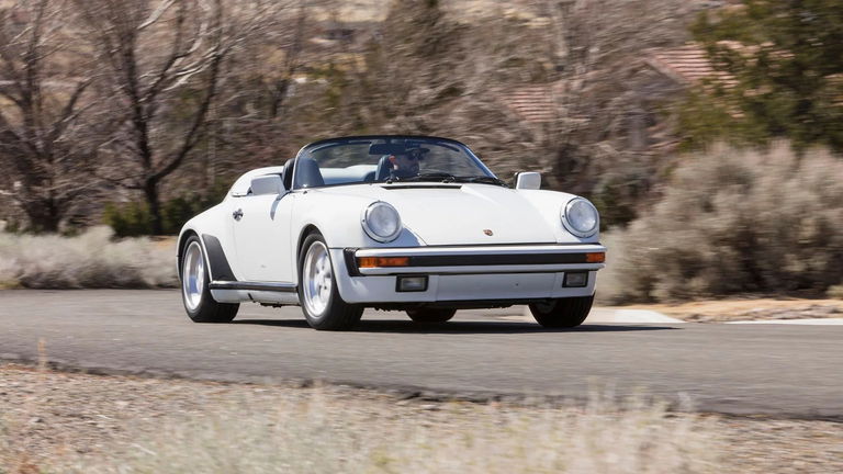 Porsche 911 Carrera 3.2 Speedster (US)