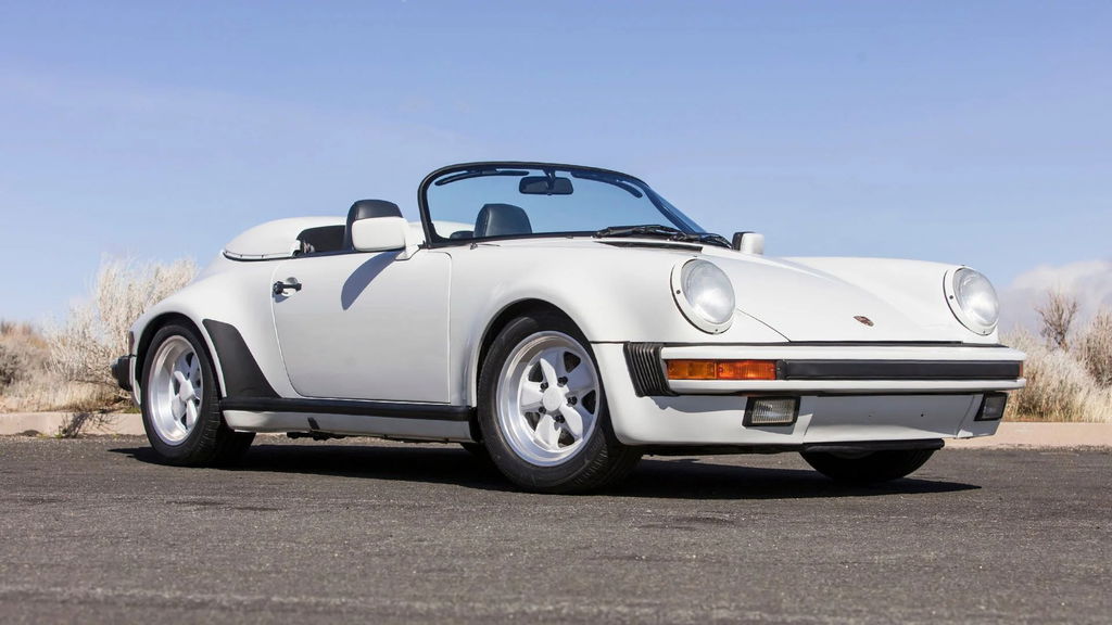 Porsche 911 Carrera 3.2 Speedster (US)
