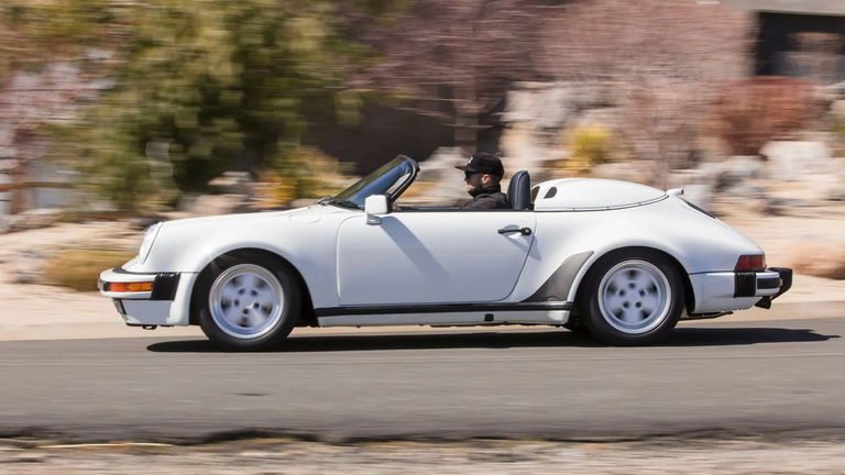 Porsche 911 Carrera 3.2 Speedster (US)