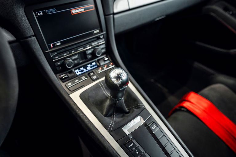 Porsche 981 Cayman GT4