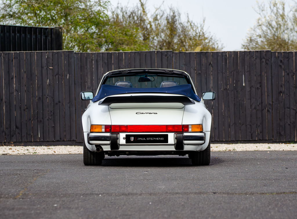 Porsche 911 Carrera 3.2
