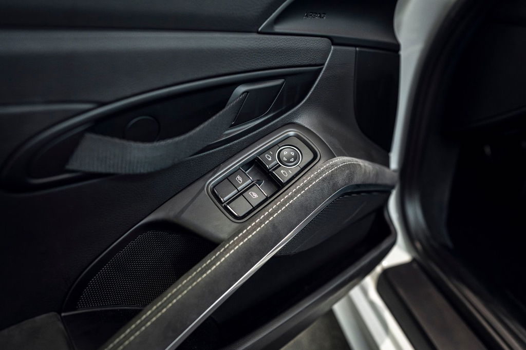 Porsche 981 Cayman GT4