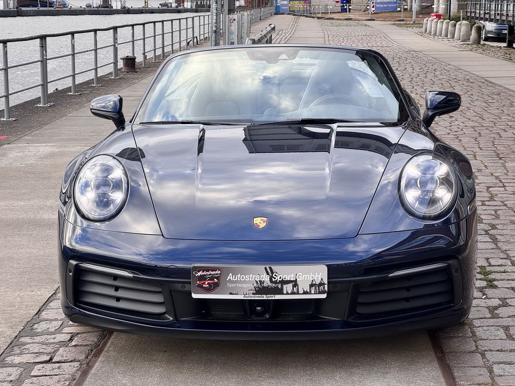 Porsche 992 Carrera 4S