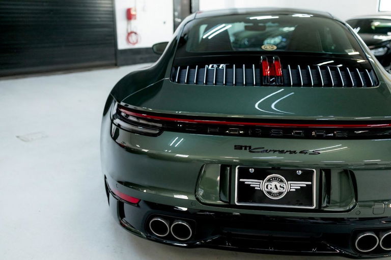 Porsche 992 Carrera 4S