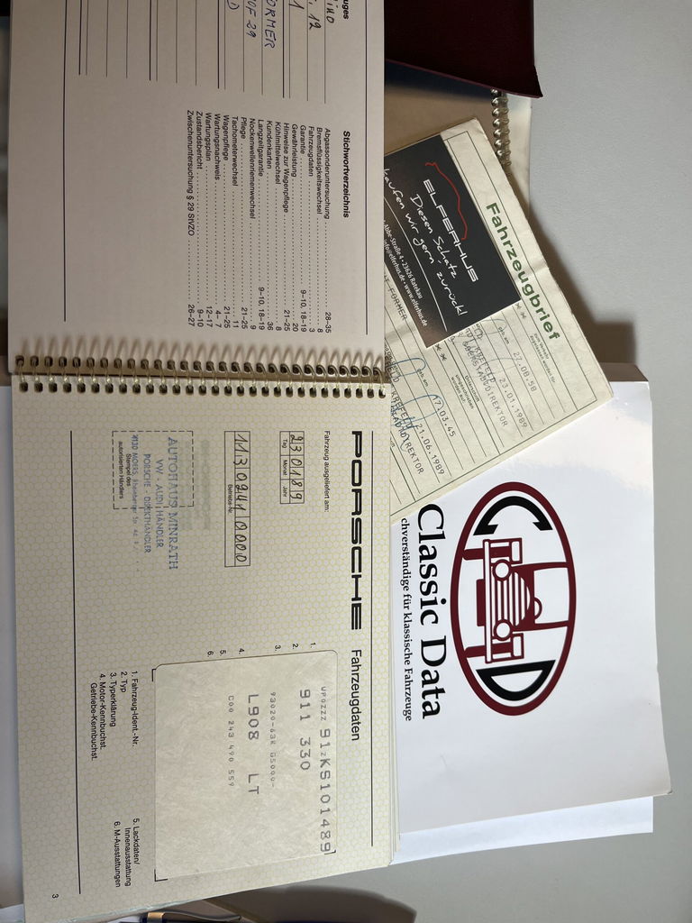 Porsche 911 Carrera 3.2