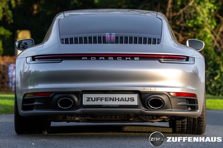 Porsche 992 Carrera 4S