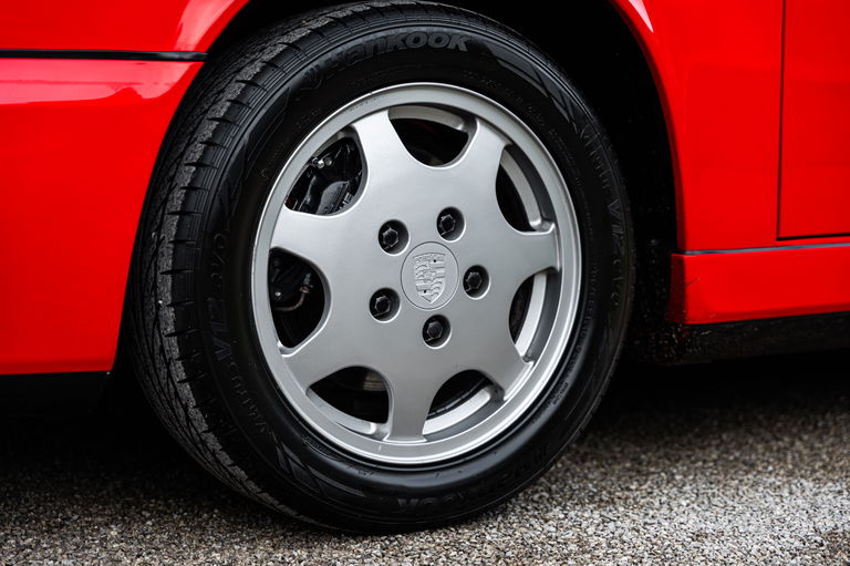 Porsche 964 Carrera 4