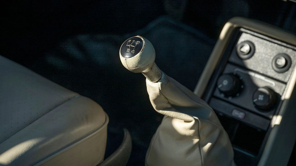 Porsche 911 Turbo 3.3 (US)