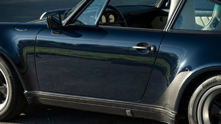 Porsche 911 Turbo 3.3 (US)