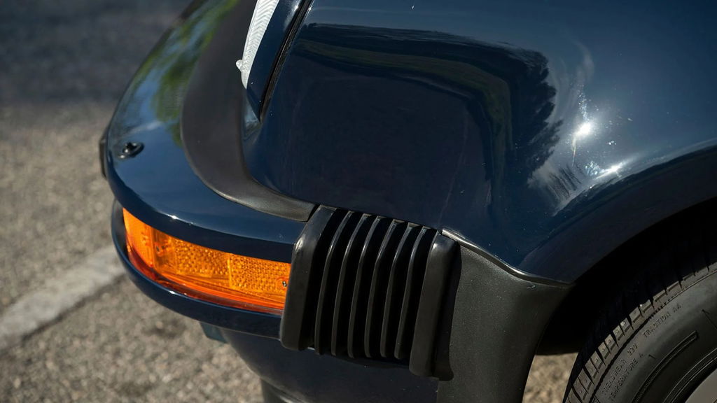 Porsche 911 Turbo 3.3 (US)