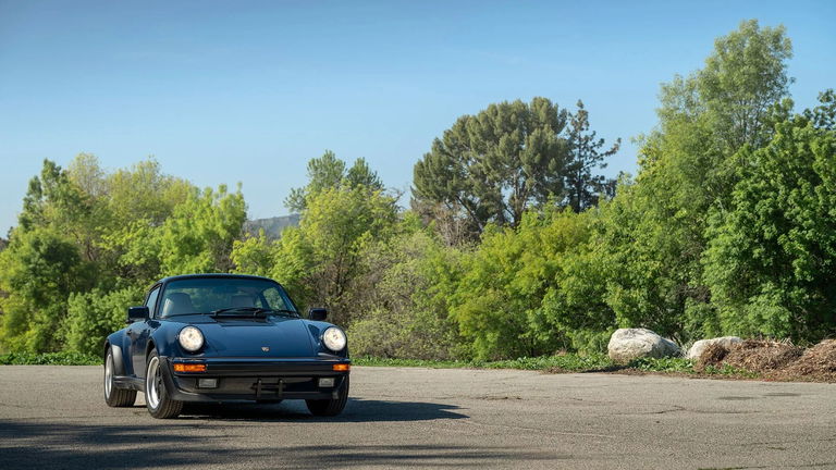 Porsche 911 Turbo 3.3 (US)