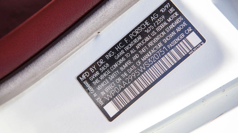 Porsche 993 Carrera 4S