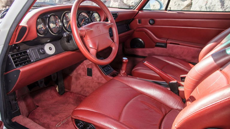 Porsche 993 Carrera 4S