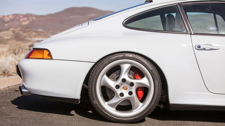 Porsche 993 Carrera 4S