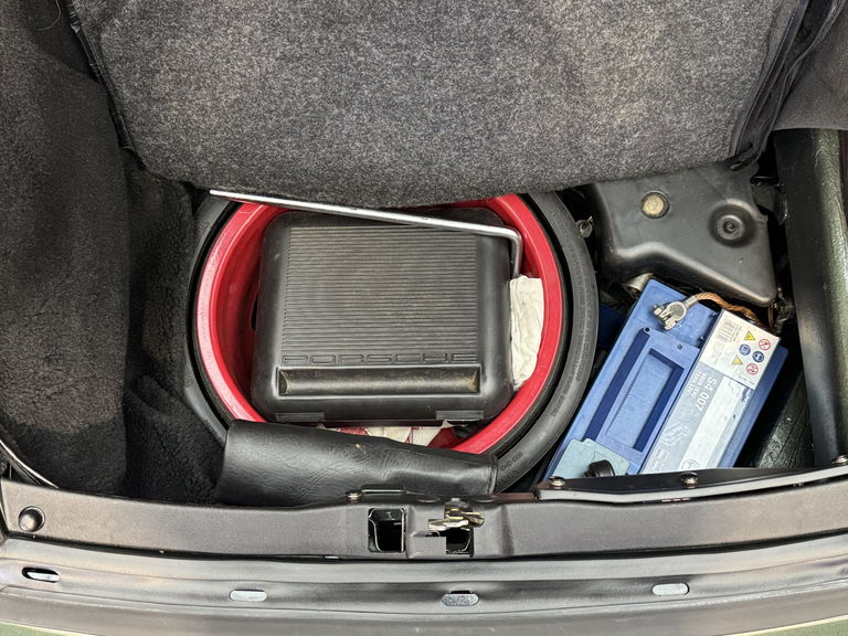 Porsche 964 Carrera 2