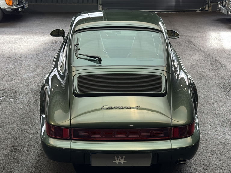 Porsche 964 Carrera 4