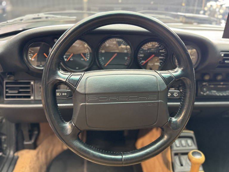 Porsche 964 Carrera 4