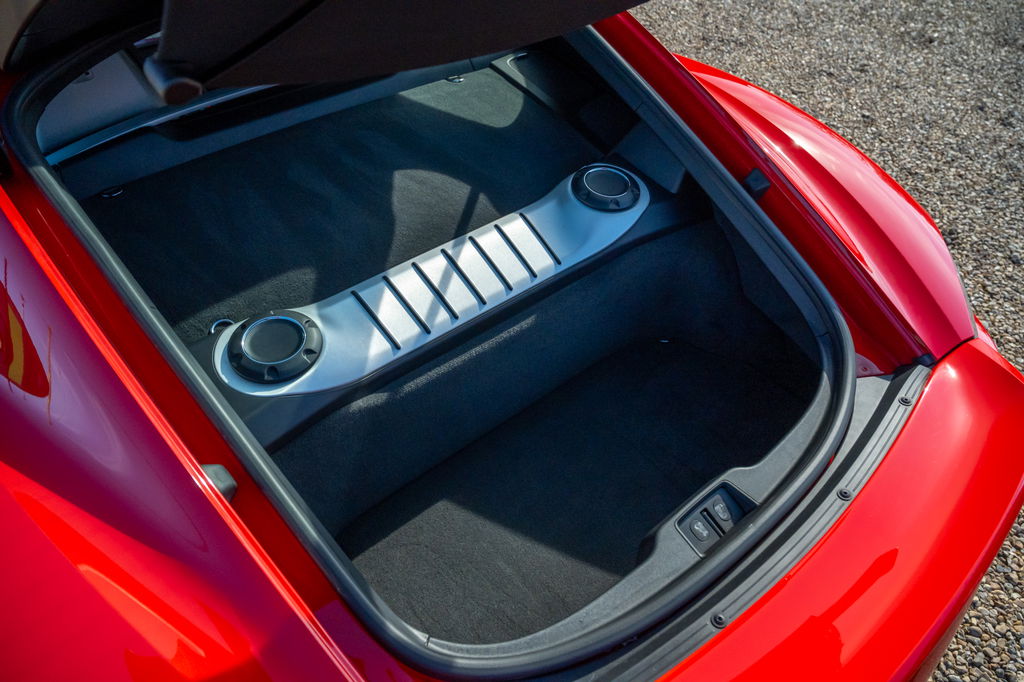 Porsche 718 Cayman GT4