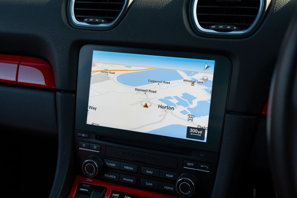 Porsche 718 Cayman GT4