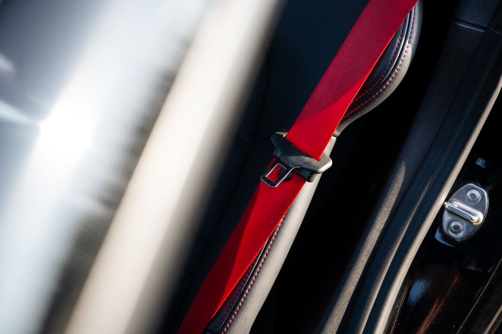 Porsche 718 Cayman GT4