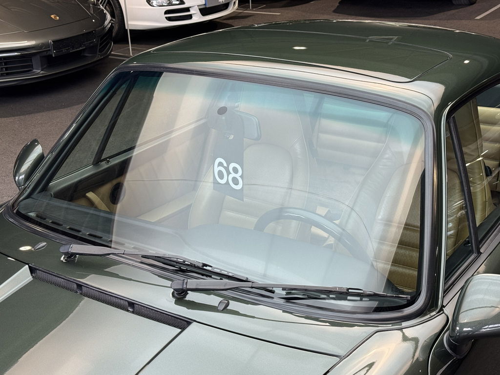 Porsche 964 Carrera 4