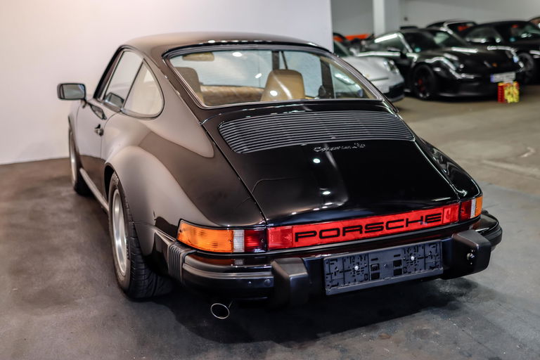 Porsche 911 Carrera 3,0
