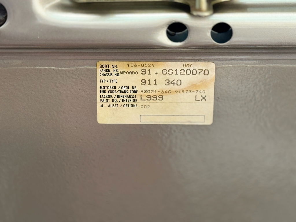 Porsche 911 Carrera 3.2