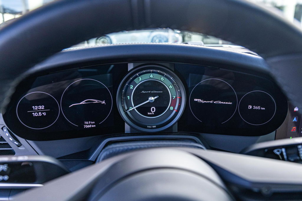 Porsche 992 Sport Classic