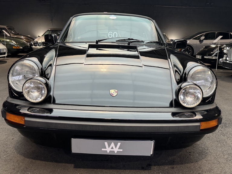 Porsche 911 Carrera 2.7