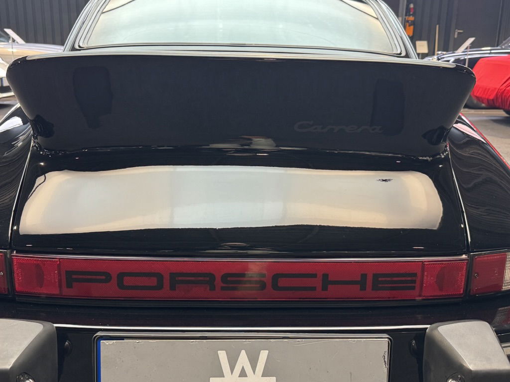 Porsche 911 Carrera 2.7